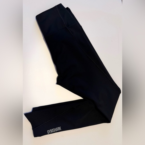 Gymshark Black Leggings 7/8 length Size XS - Picture 2 of 2